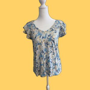 LC Lauren Conrad White Flutter Sleeve Ruffled Blouse Size Medium